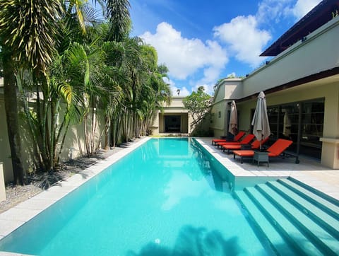 Property building, Garden, Other, Swimming pool, furniture, sunbed