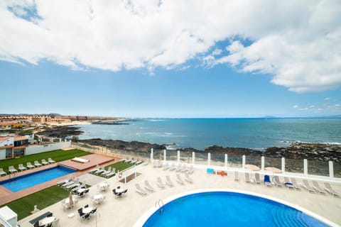 Balcony/Terrace, Landmark view, Sea view, Swimming pool