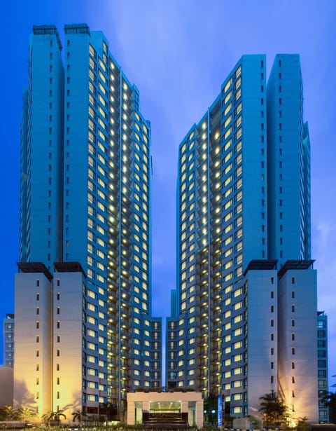 Property building, Day