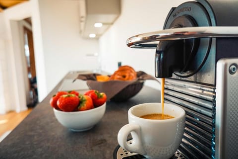 Coffee/tea facilities, Food, Breakfast, Buffet breakfast, Drinks