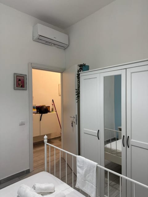 Bed, Photo of the whole room, Bedroom, air conditioner