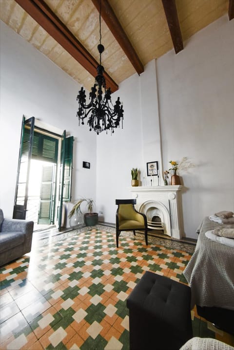 Bed, Living room, Photo of the whole room