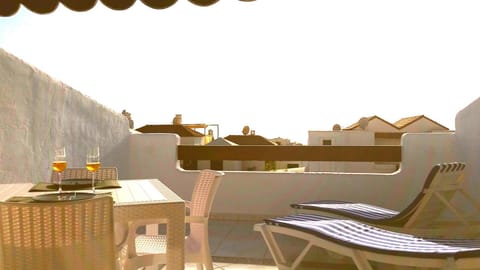 View (from property/room), Balcony/Terrace