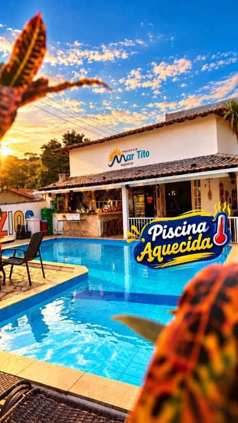 Swimming pool, Breakfast