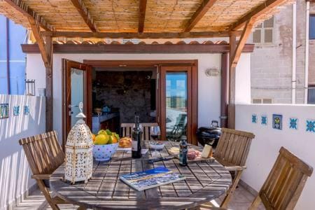 The Tower House with a gorgeous terrace House in Bosa