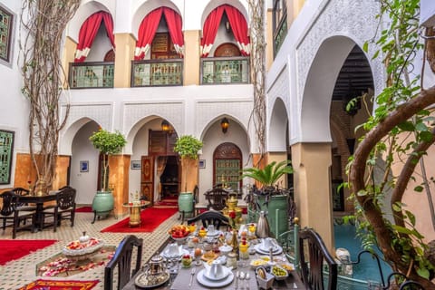 Patio, Dining area