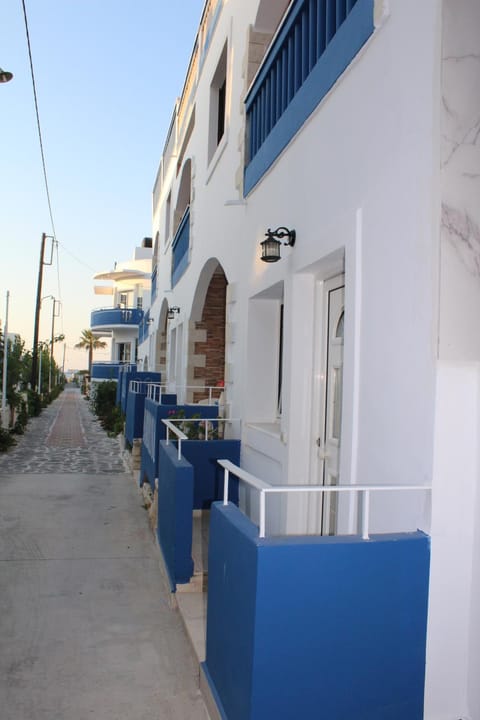 Bay View Apartments Apartment hotel in Platanias