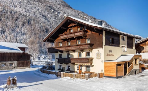 Property building, Winter