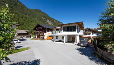 Albert'n Haus Apartment hotel in Trentino-South Tyrol