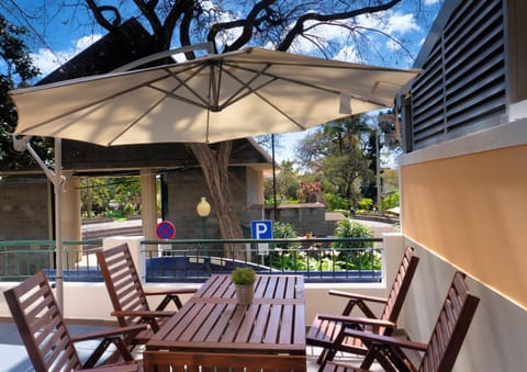 Balcony/Terrace, Garden view, Street view