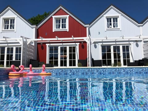 Property building, Pool view, Swimming pool