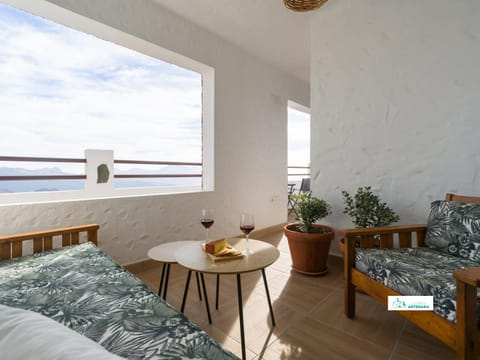 Patio, Photo of the whole room, Mountain view, furniture
