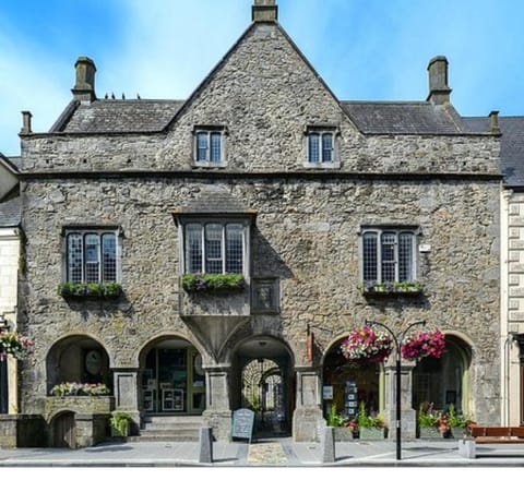 Billycan Guest Rooms Bed and Breakfast in Kilkenny City