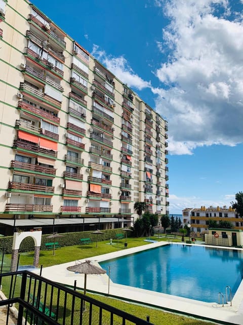 Balcony/Terrace, Swimming pool