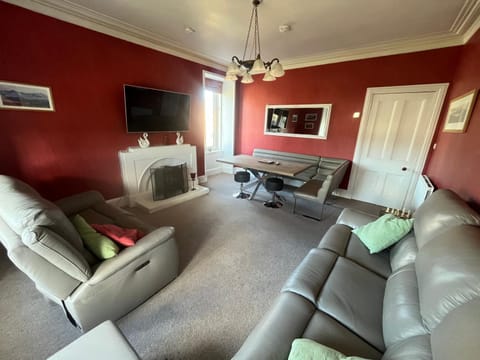 Period House Auldcastle Road Crown Apartment in Inverness