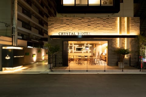 Property building, Facade/entrance, Night