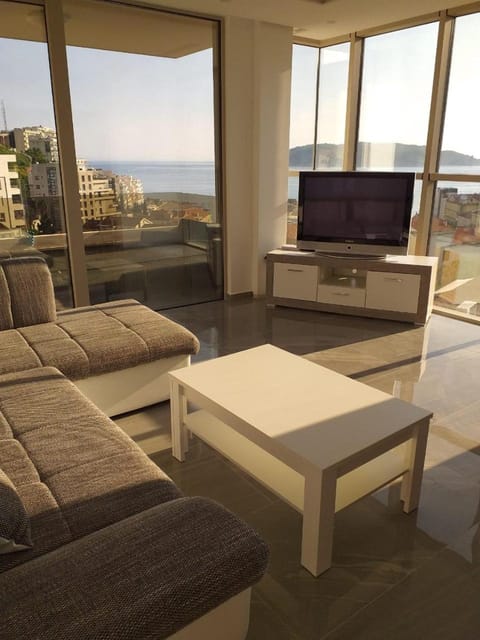 Living room, Sea view