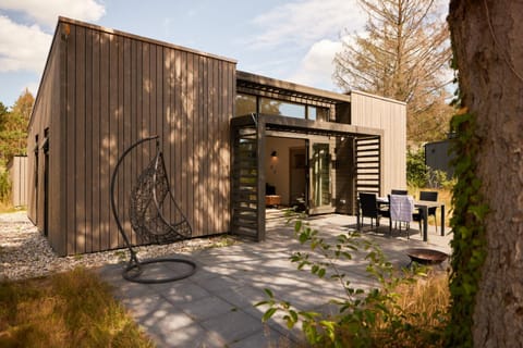 Property building, Garden, Dining area