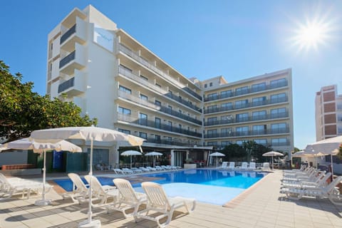 Property building, Facade/entrance, Swimming pool