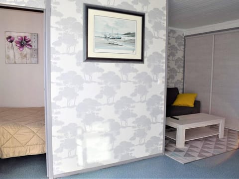 Bel Appartement avec Terrasse, Parking Privé et Vue sur Mer à Perros-Guirec - FR-1-368-151 Apartment in Perros-Guirec