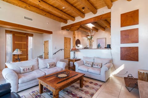 Bishops Villa K Apartment in Tesuque