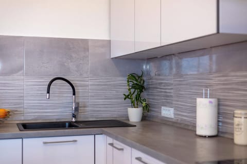 Luxury apartment Nora Apartment in Podstrana