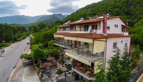 Property building, Day