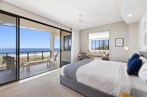 Beach, Bedroom, Location