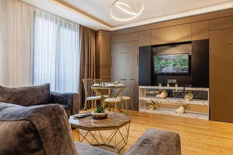 Living room, Seating area