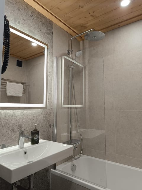 Hôtel Mont Thabor Serre Chevalier Hotel in Saint-Chaffrey