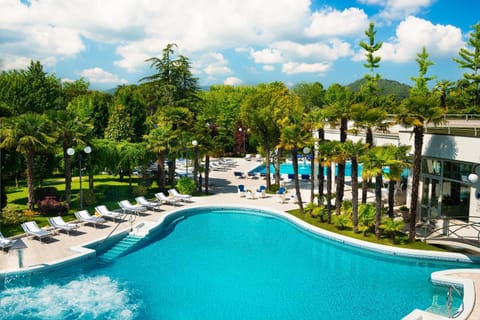 Garden, Swimming pool