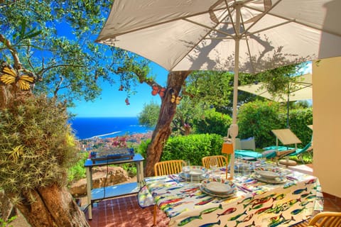 Natural landscape, Garden, Dining area, Garden view, Sea view