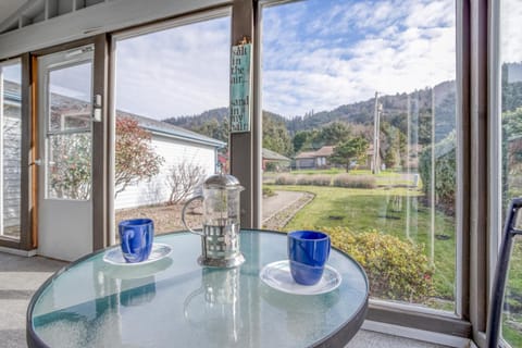 Nigh Tides House in Yachats