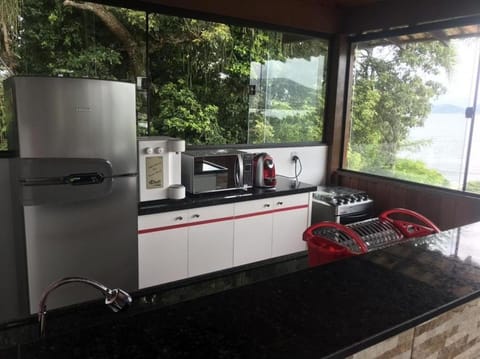 Itaipu Beach House House in Niterói