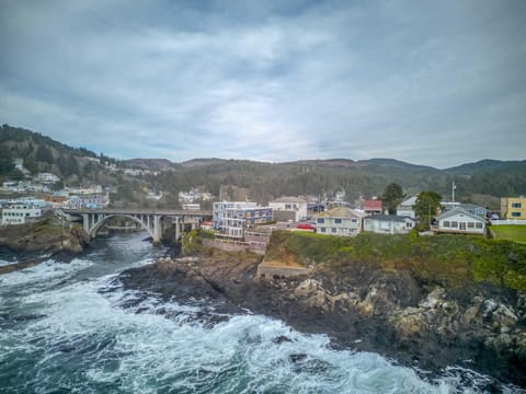 Gardner Family House #2 House in Depoe Bay