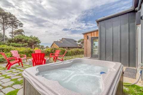 Holiday Beach House House in Newport