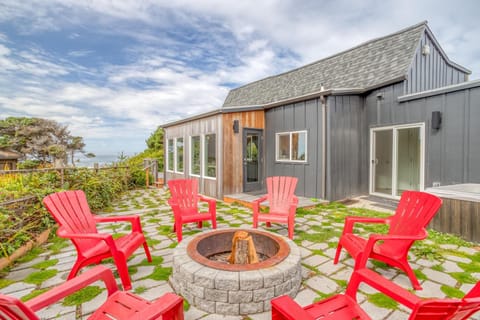 Holiday Beach House House in Newport