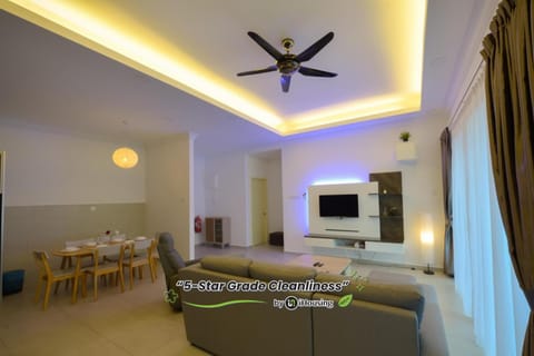 TV and multimedia, Living room, Seating area, air conditioner