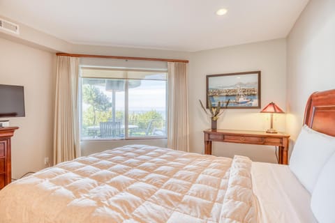 Inlet Point House in Devils Lake