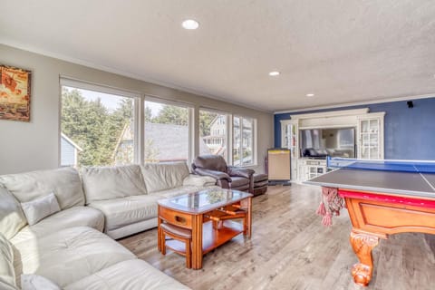 Lacasariva House in Lincoln City