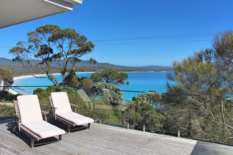 Beach Side Bay Of Fires House in Binalong Bay