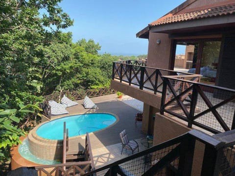 Property building, Balcony/Terrace, Swimming pool