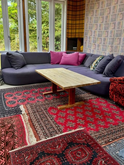 Retro Beach House House in Zealand