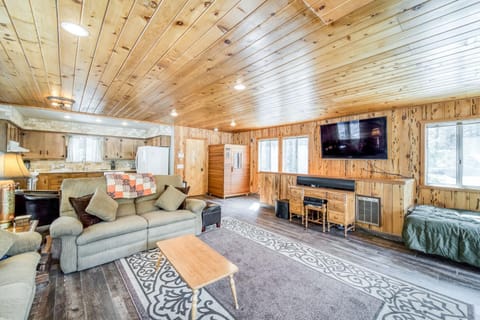 Tamarack Dream House in Sierra Nevada