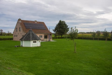 'Op de Borgt' met Finse Grill Kota House in Flanders