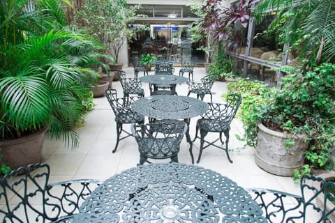 Restaurant/places to eat, Garden