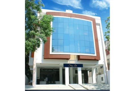 Property building, Facade/entrance