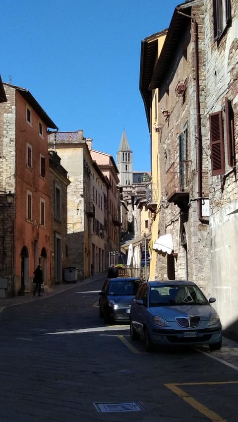 Nearby landmark, Neighbourhood, Street view