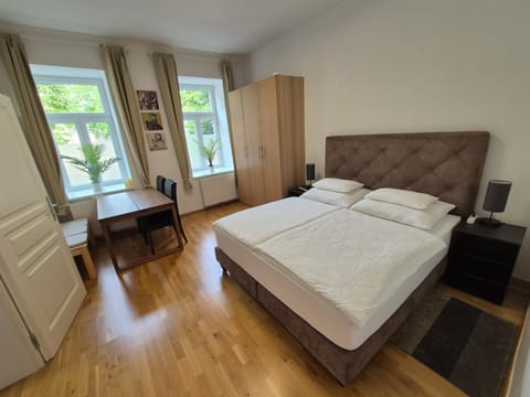 Bed, Photo of the whole room, Bedroom, wardrobe