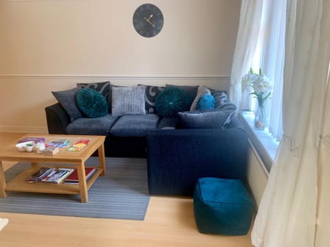 Be My Guest Liverpool - Ground Floor Apartment with Parking Apartment in Liverpool